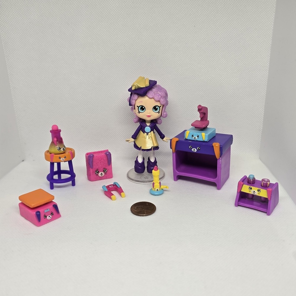 Shopkins Happy Places Sparkle Hill High School Marie Degree Lot